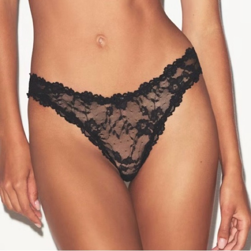 Skims Stretch Lace Deep Thong